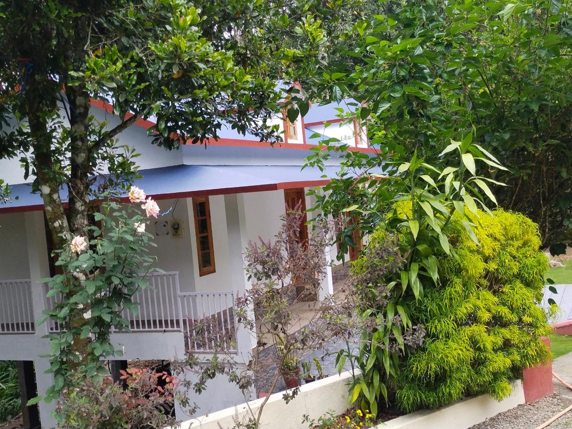 Philip Mary Farm Stay Thekkady Ngoại thất bức ảnh