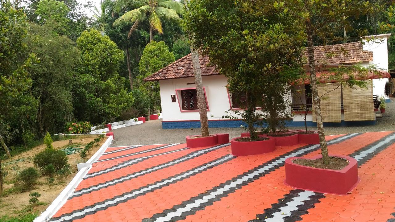 Philip Mary Farm Stay Thekkady Ngoại thất bức ảnh