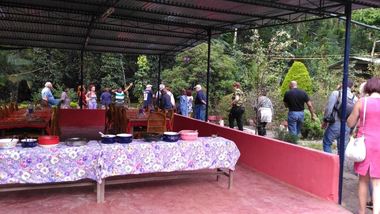 Philip Mary Farm Stay Thekkady Ngoại thất bức ảnh