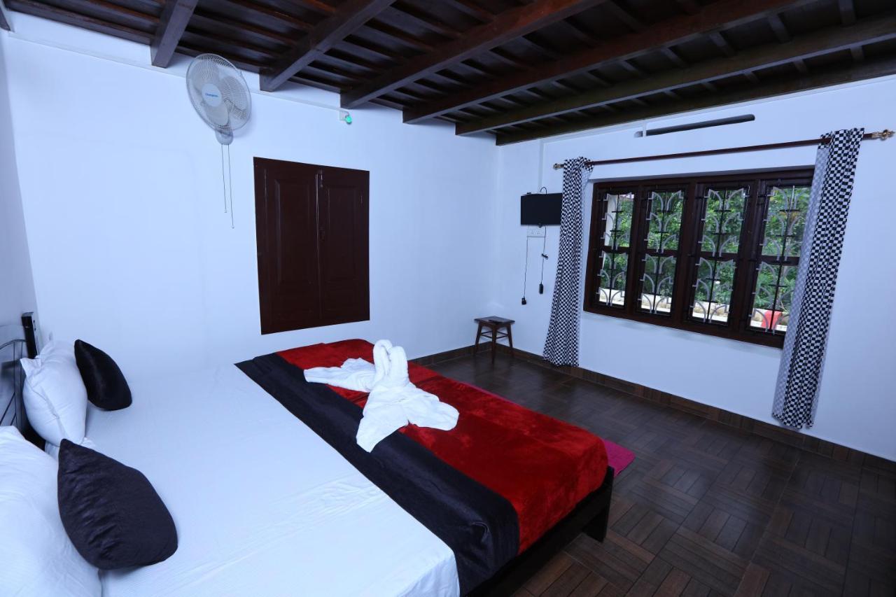 Philip Mary Farm Stay Thekkady Ngoại thất bức ảnh